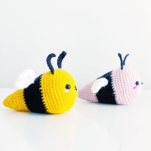 Bumble Bee - Pink Animals (DIGITAL PATTERN)